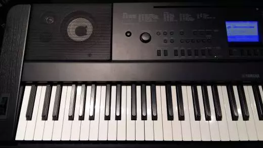 Yamaha - DGX660 B 2